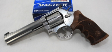 Smith und Wesson S&W 686 Target Champion Deluxe