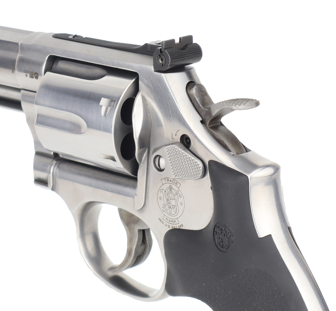 Smith & Wesson Model 686 Standard 6" Revolver