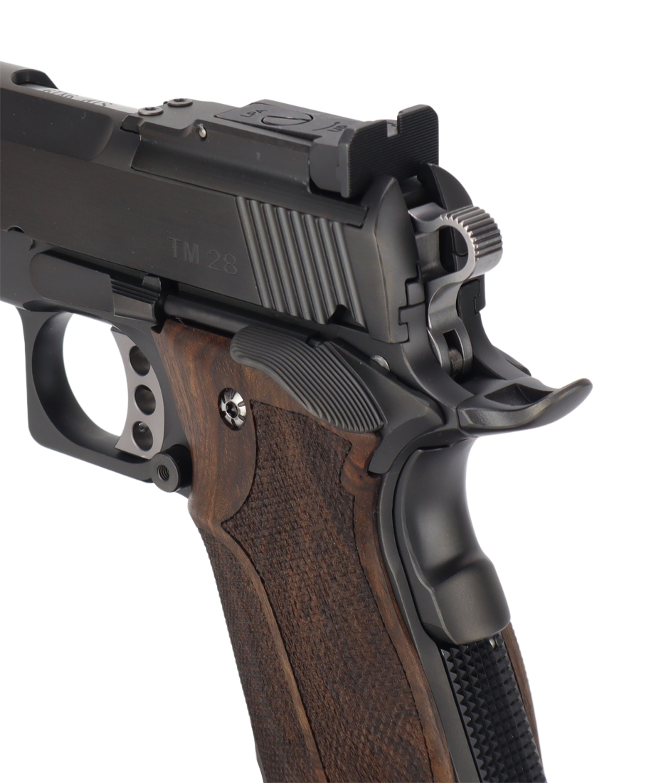 STP TM 28 Skeleton Optics Schwarz