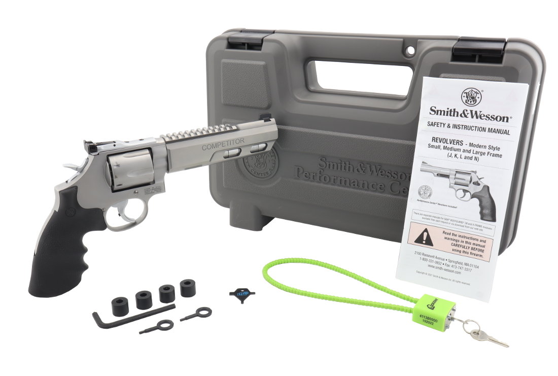 Smith & Wesson Model 686 Competitor 6" Revolver Smith & Wesson Model 686 Competitor 6" Revolver