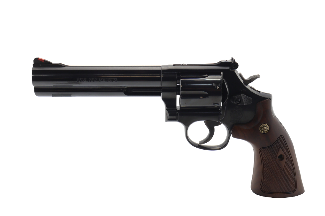 Smith & Wesson Model 586 6" Classic Series Revolver Smith & Wesson Model 586 6" Classic Series Revolver