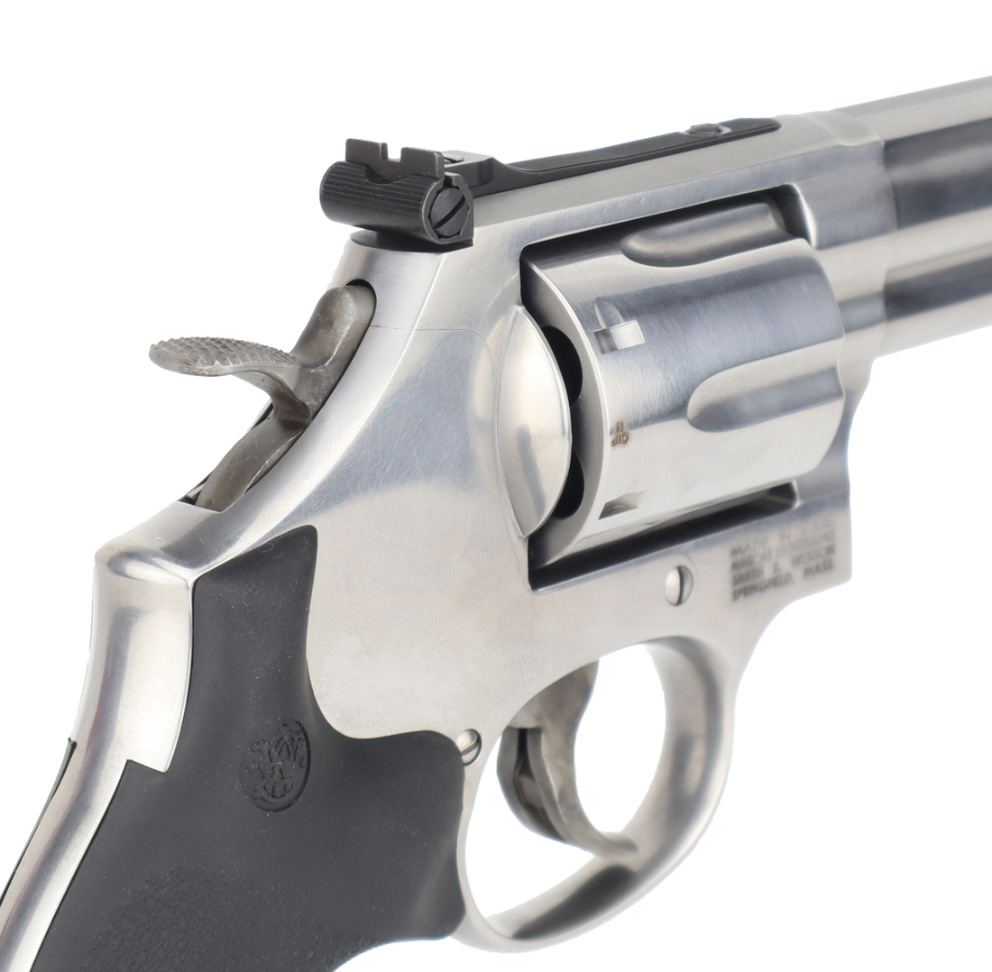 Smith & Wesson Model 686 Standard 6" Revolver